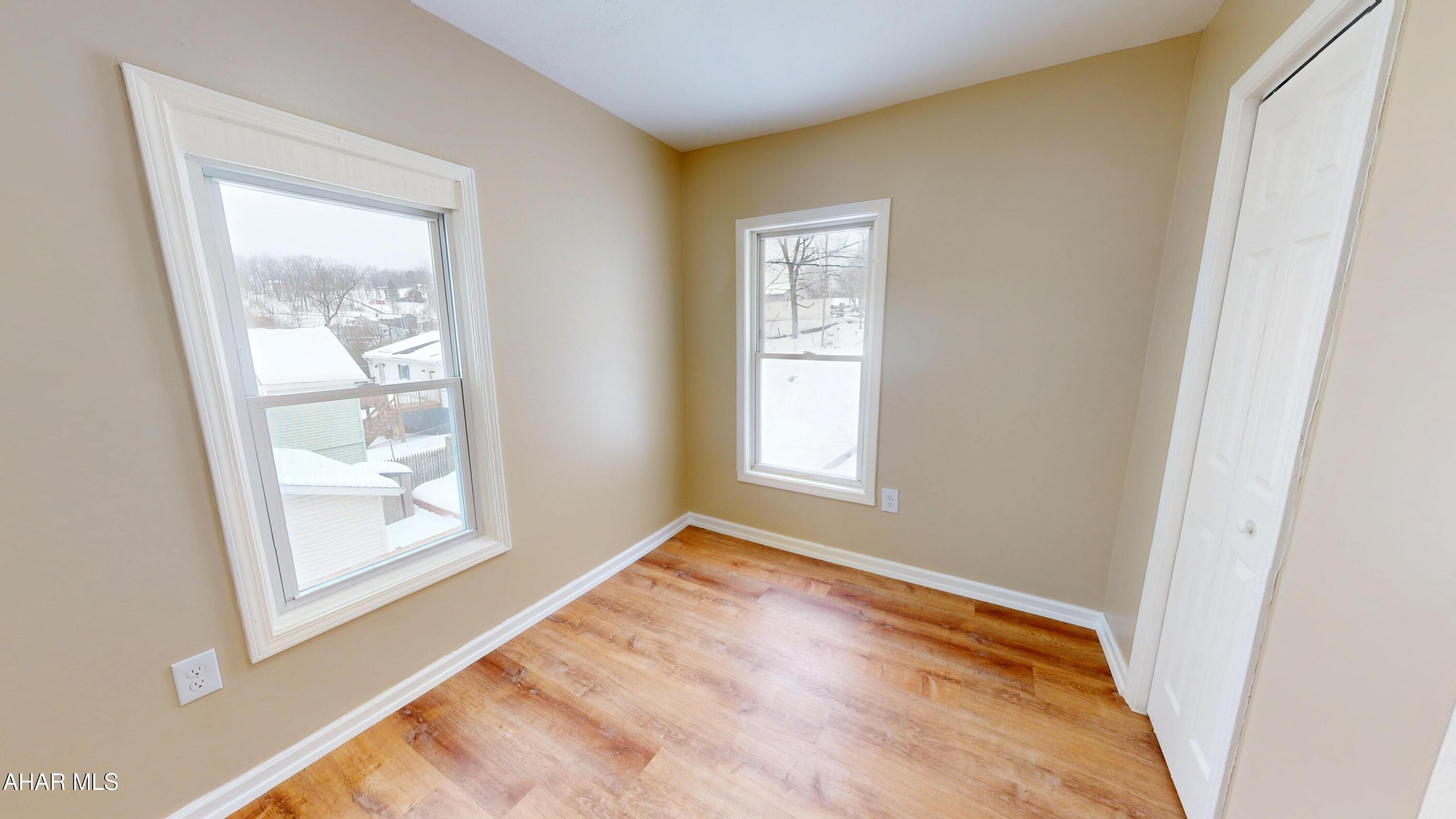 Juniata - Residential