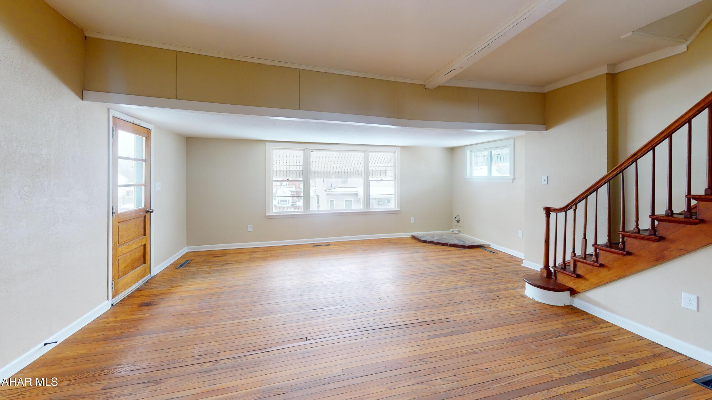 Juniata - Residential