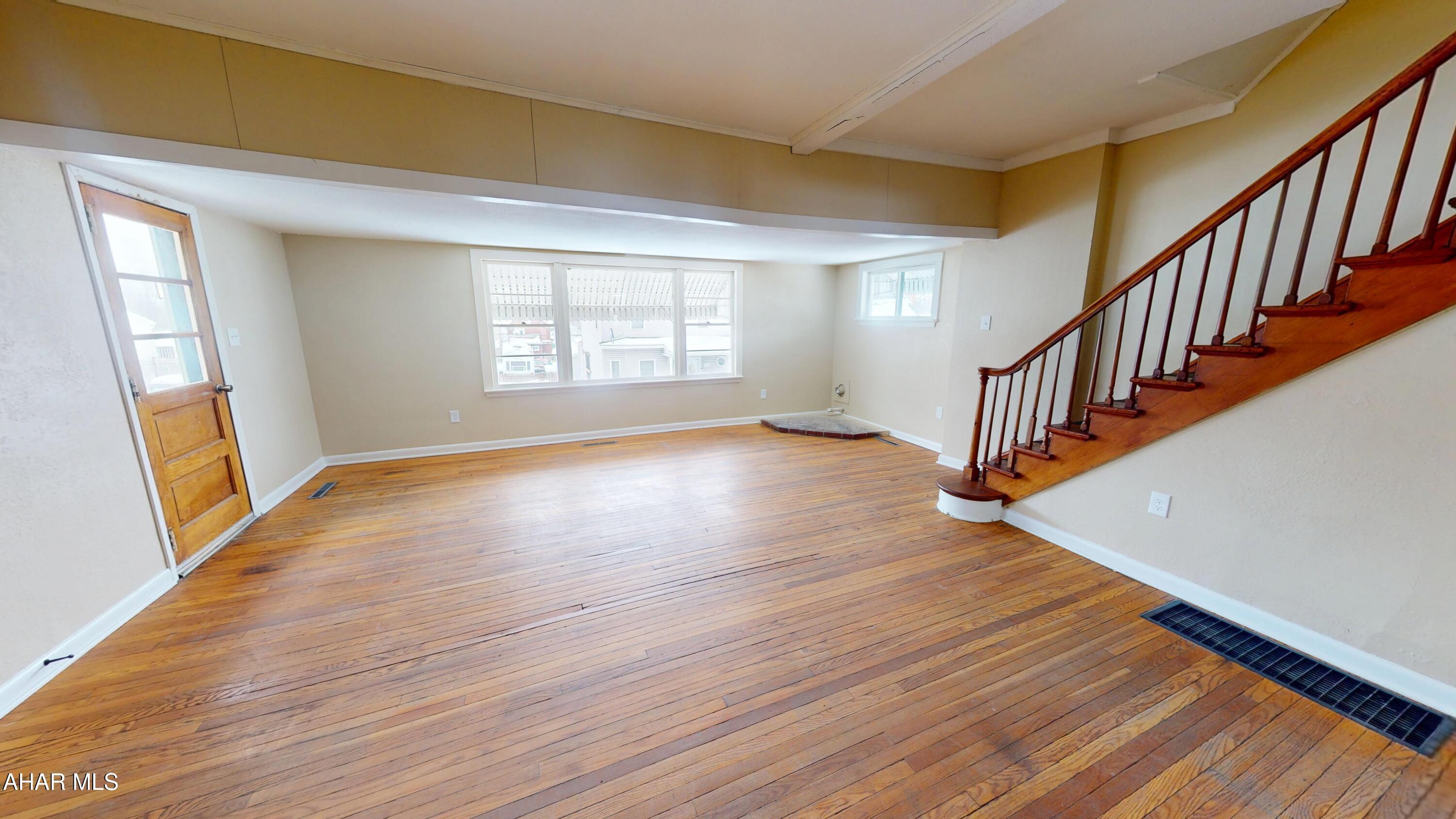 Juniata - Residential