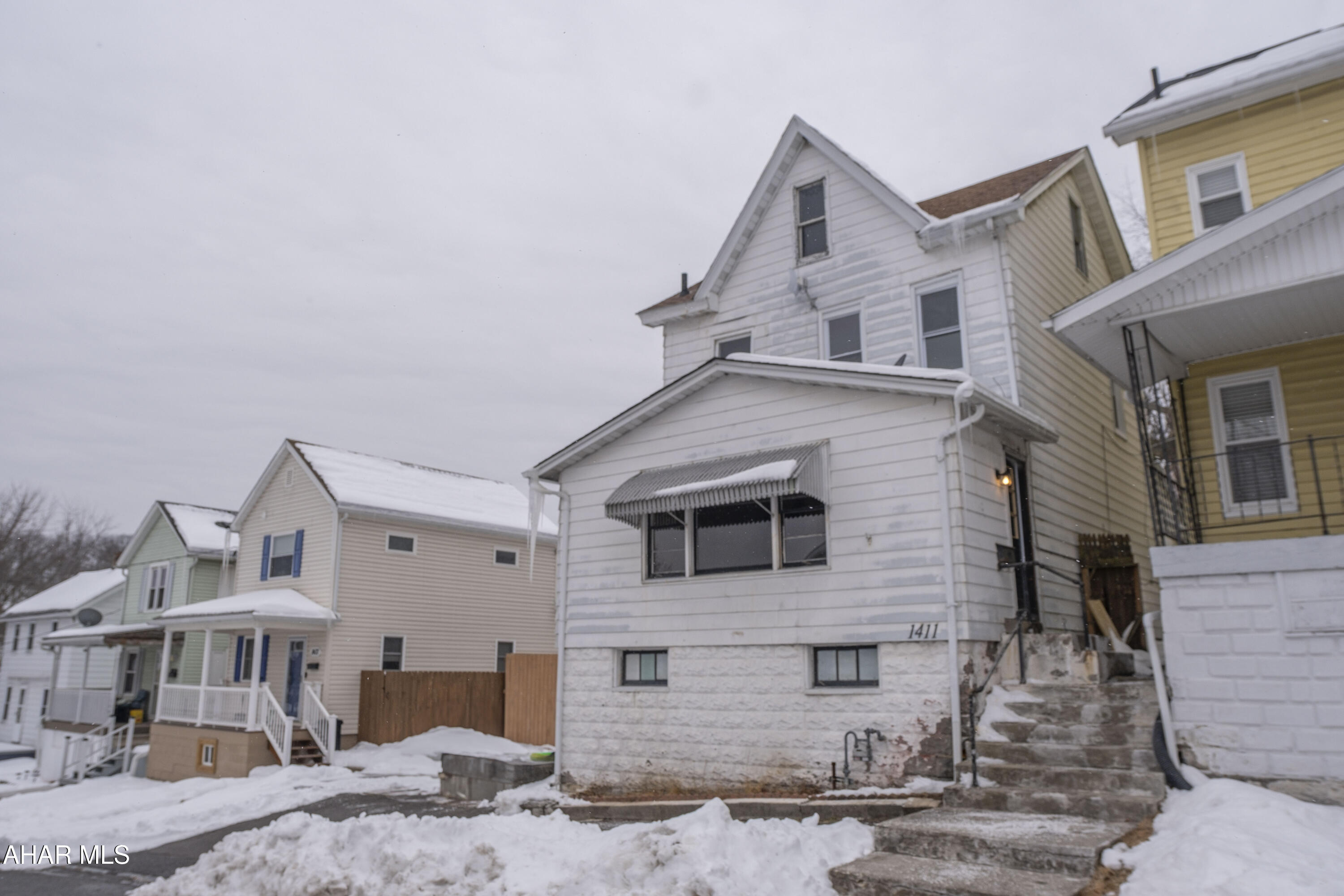 Juniata - Residential