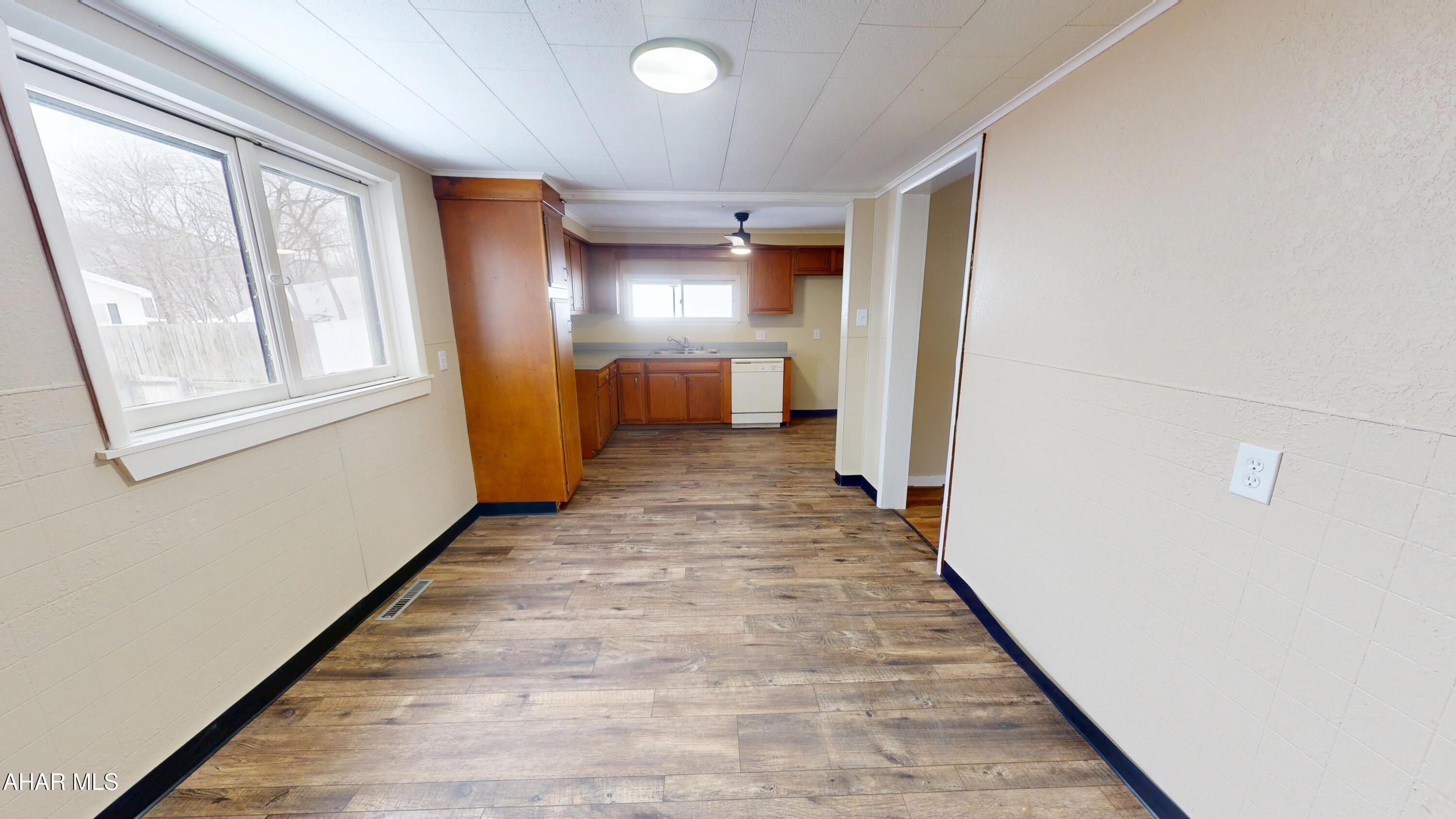 Juniata - Residential