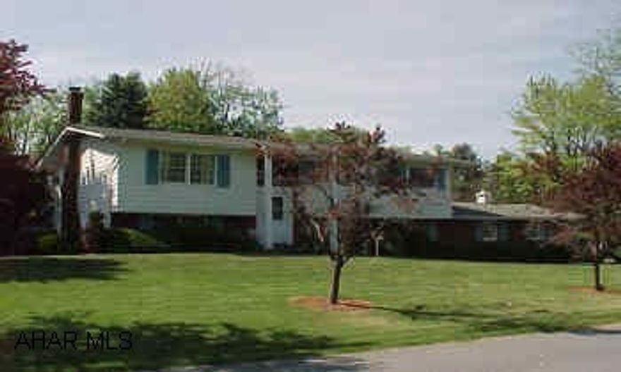 Well maintained bi-level in Antis Township!  Great landscaping and enclosed rear porch with hot tub! Well maintained bi-level in Antis Township!  Great landscaping and enclosed rear porch with hot tub!