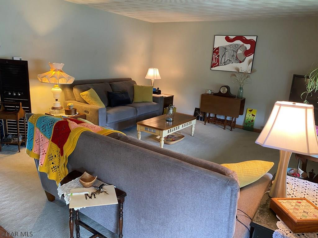 Rolling Hills - Residential