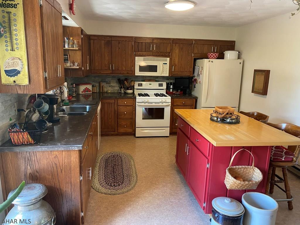 Rolling Hills - Residential