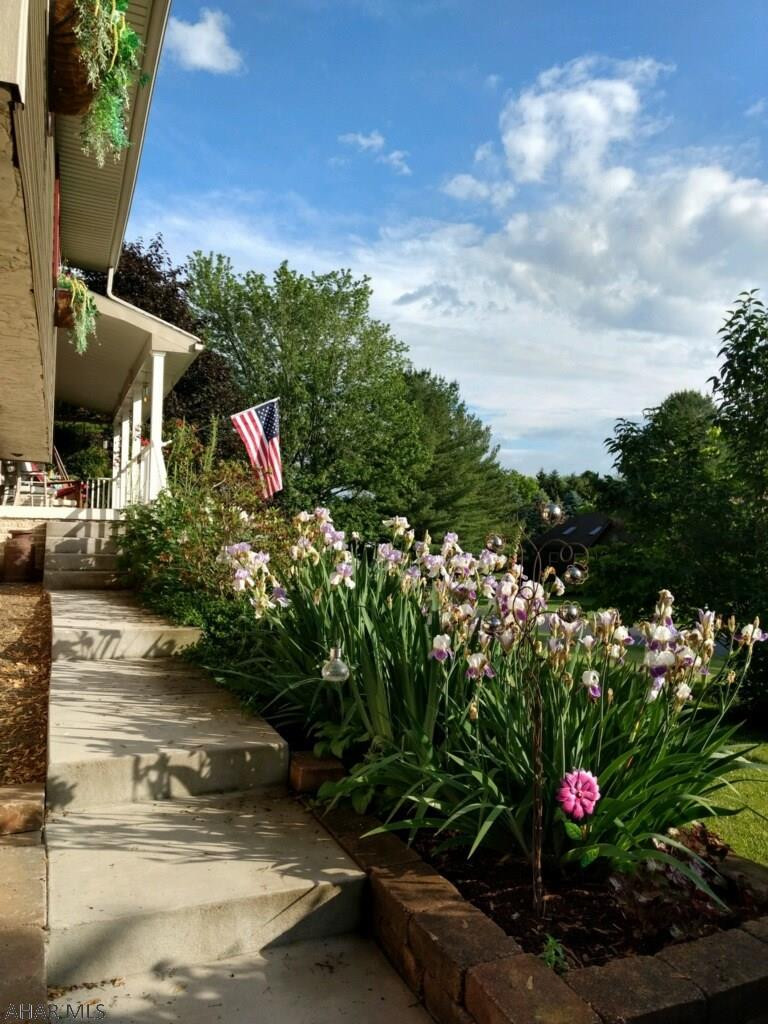 Rolling Hills - Residential