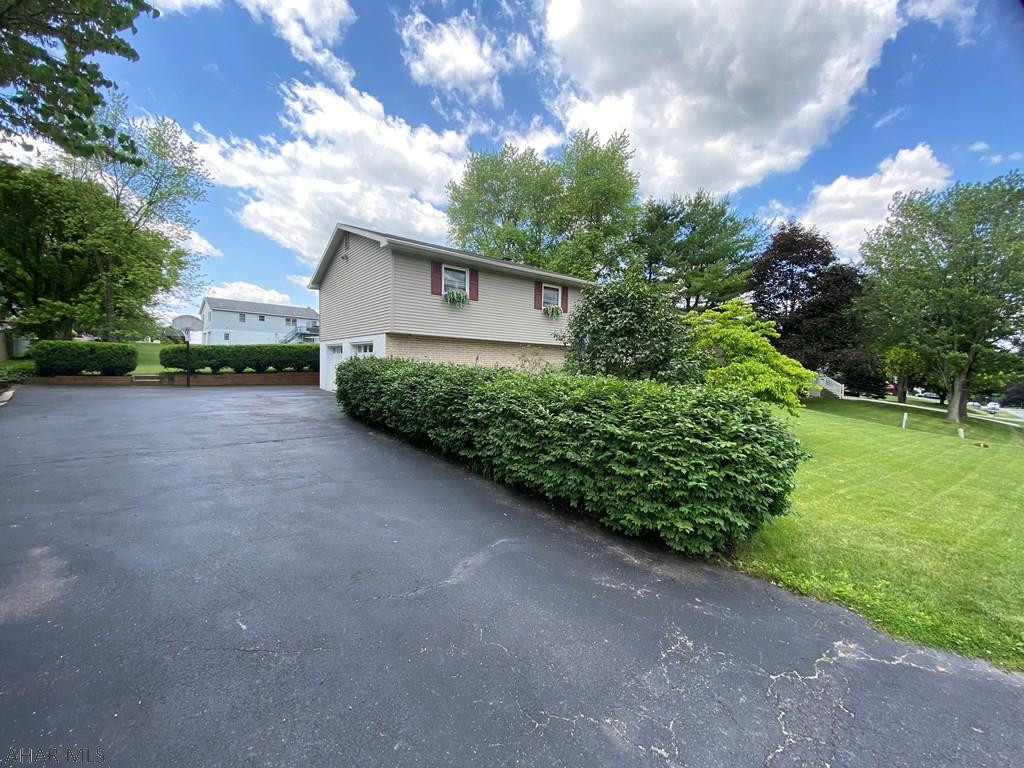 Rolling Hills - Residential