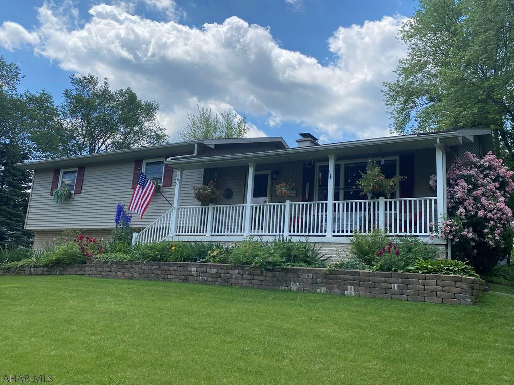 Rolling Hills - Residential