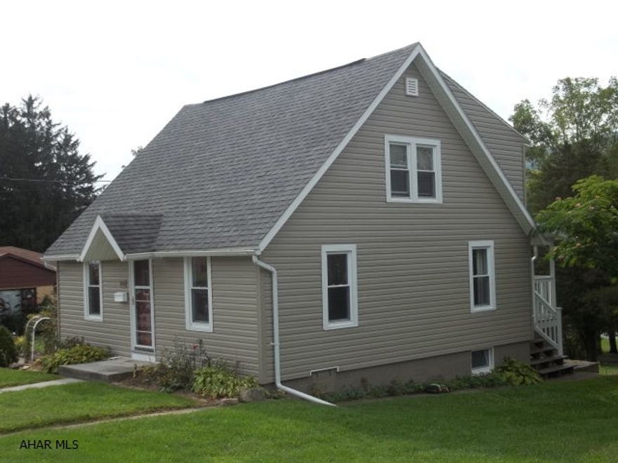 Bright. clean and move in ready two story on an over sized lot in the Borough of Roaring Spring.  Nice covered porch to enjoy the private lot.   Great starter home or great for down sizing.