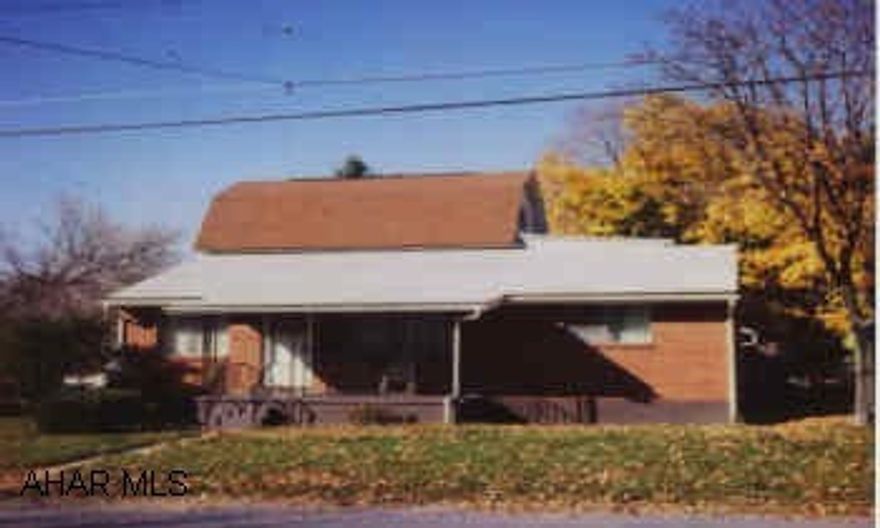 SMALL BRICK RANCHER IN CONVENIENT LOCATION, 2 BEDROOMS, CENTRAL AIR, OFF-STREET PARKING. GARDEN HEIGHTS! SMALL BRICK RANCHER IN CONVENIENT LOCATION, 2 BEDROOMS, CENTRAL AIR, OFF-STREET PARKING. GARDEN HEIGHTS!