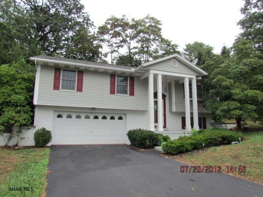 Property being sold As is Buyer must pay 2% transfer tax. Earnest money checks in Cashiers check payable to Colony Realty Group, LTD. This property eligible under Freddie Mac First Look Initiative through 8/4/12. Homesteps offers credit at closing for actual price of home warranty up to $500 for owner-occupant. Ask about details.