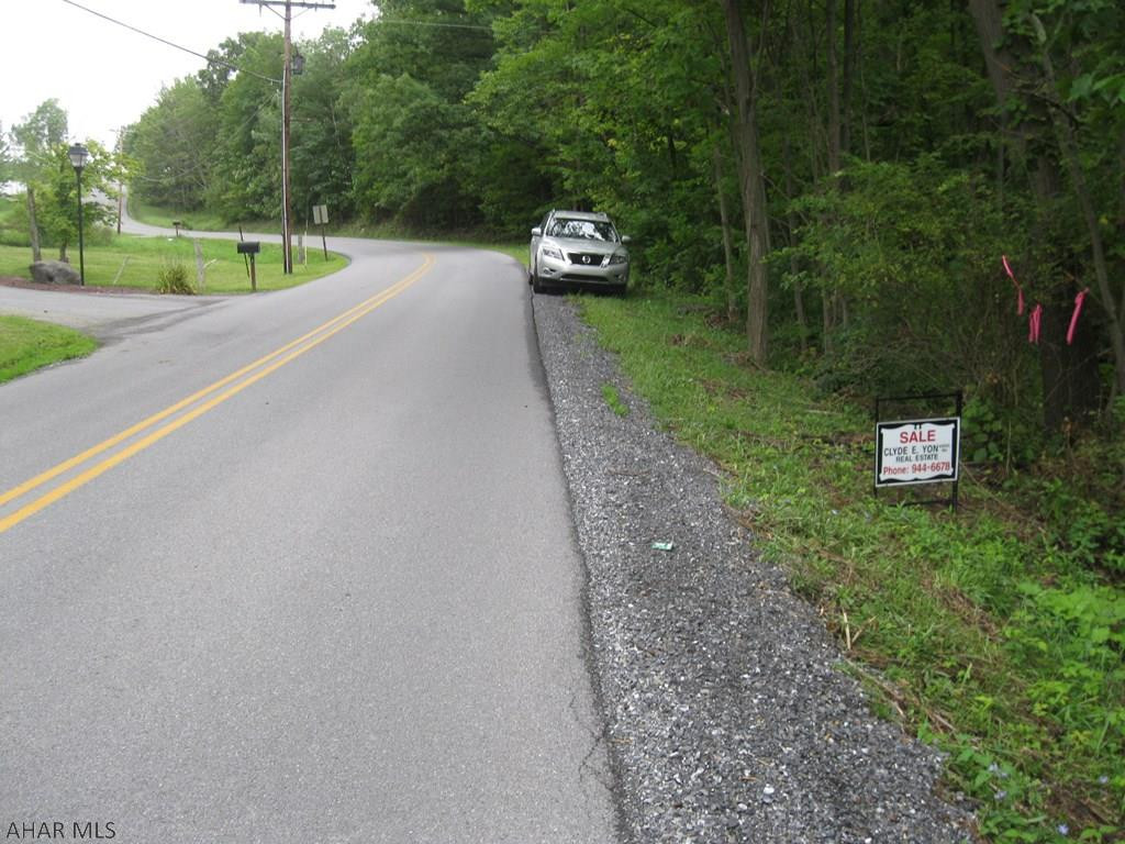 Old 6th Avenue - Land