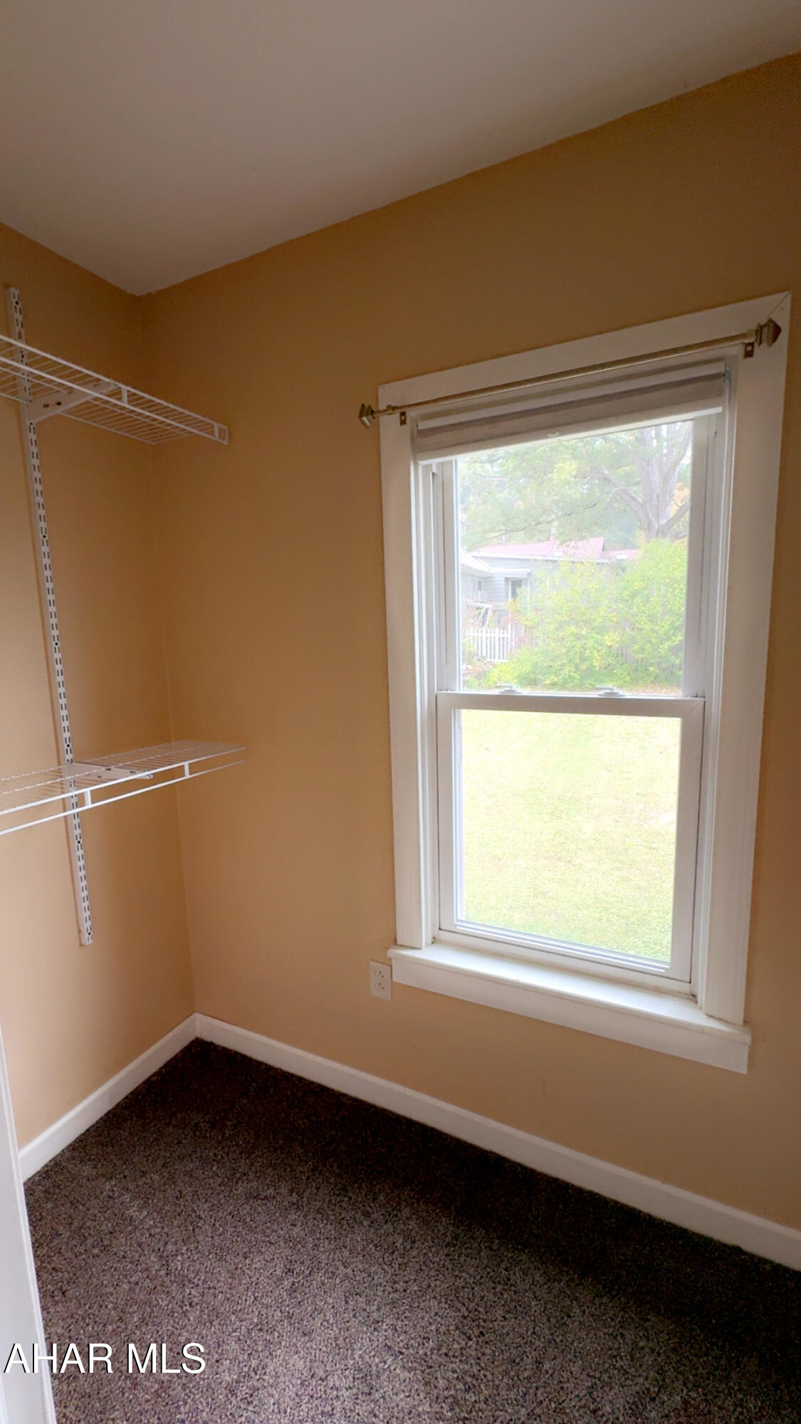 Juniata Gap - Residential