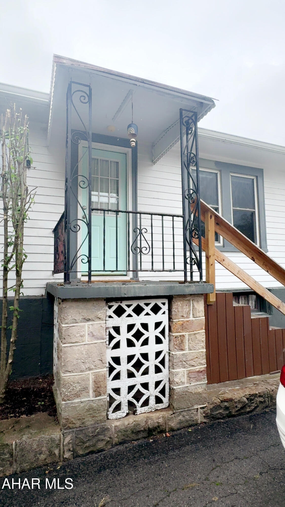 Juniata Gap - Residential