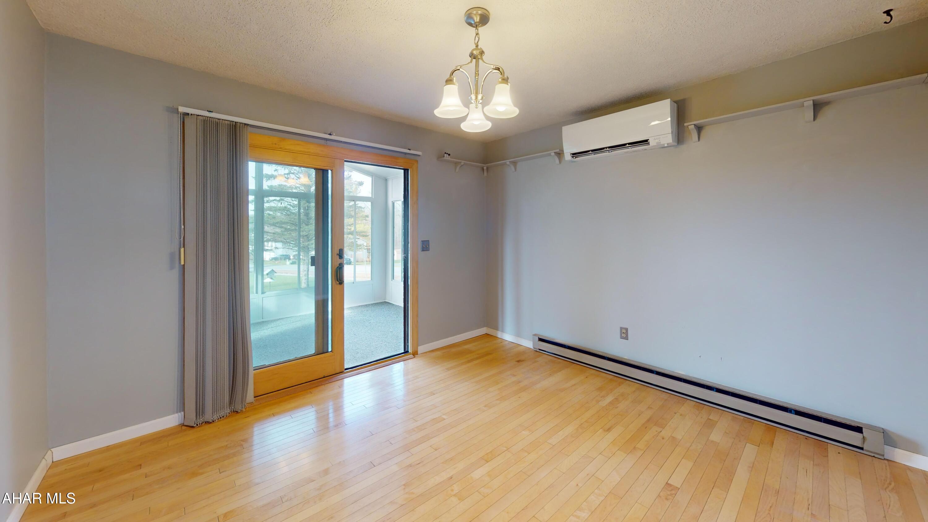 Rolling Hills - Residential