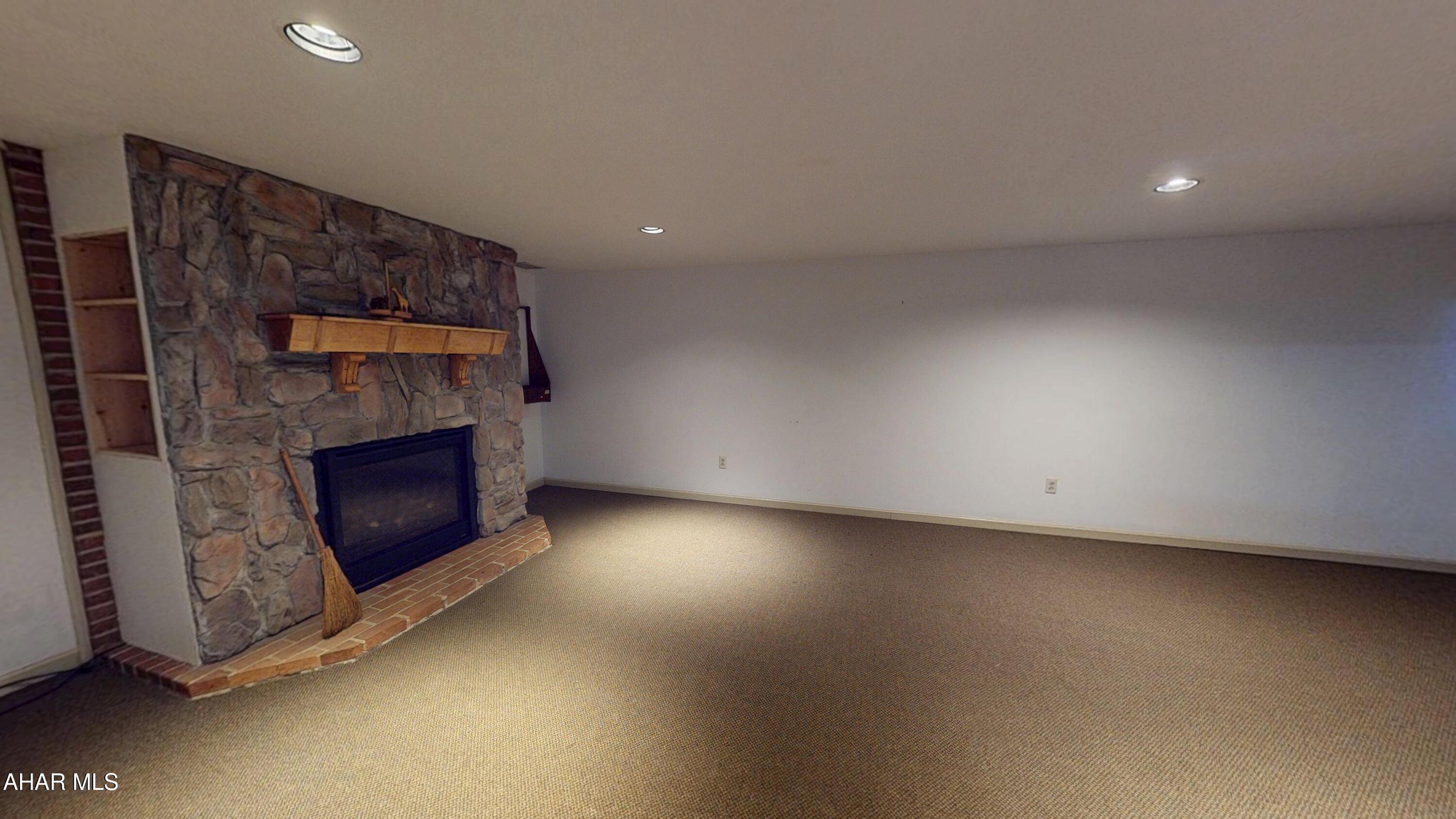 Rolling Hills - Residential