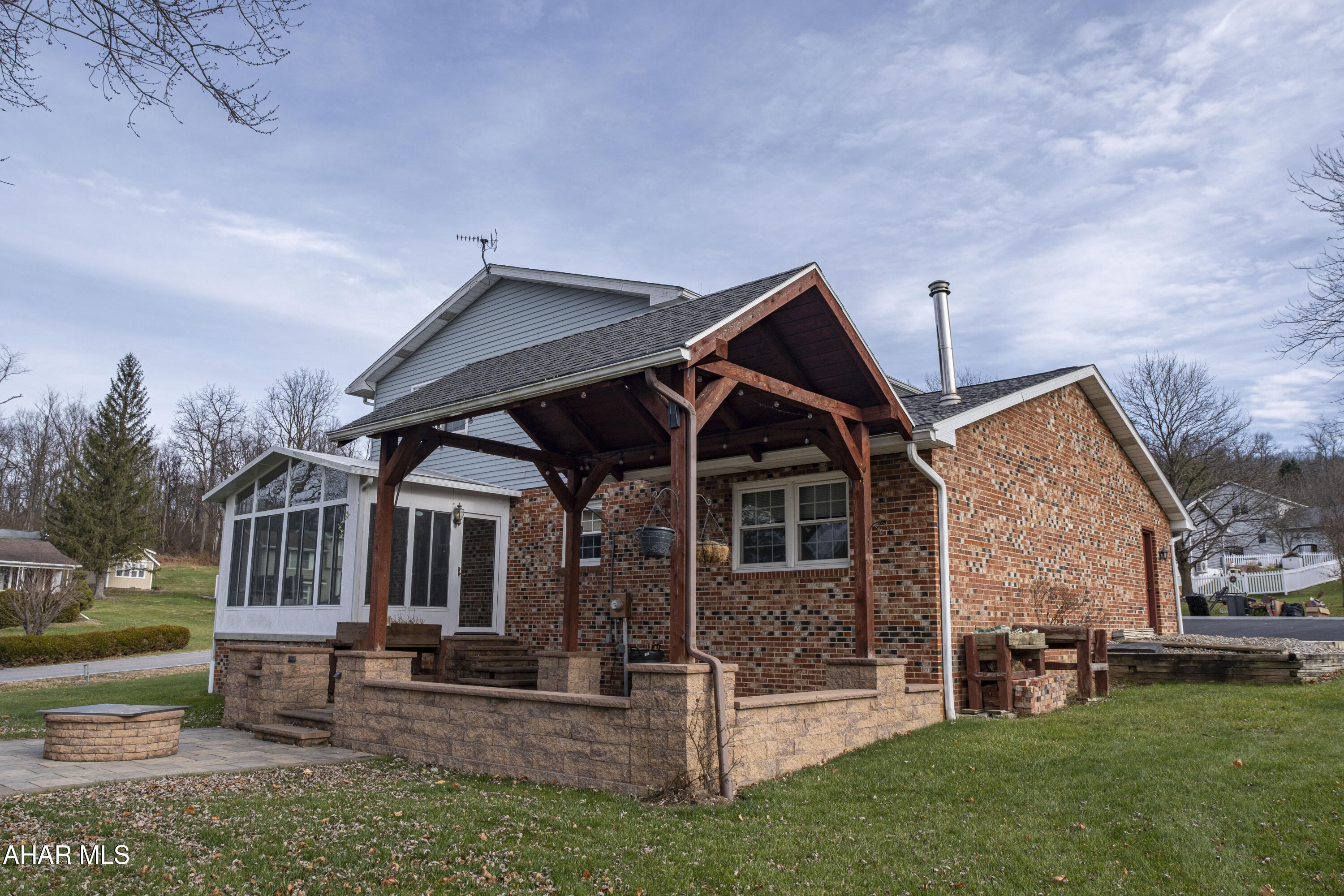 Rolling Hills - Residential