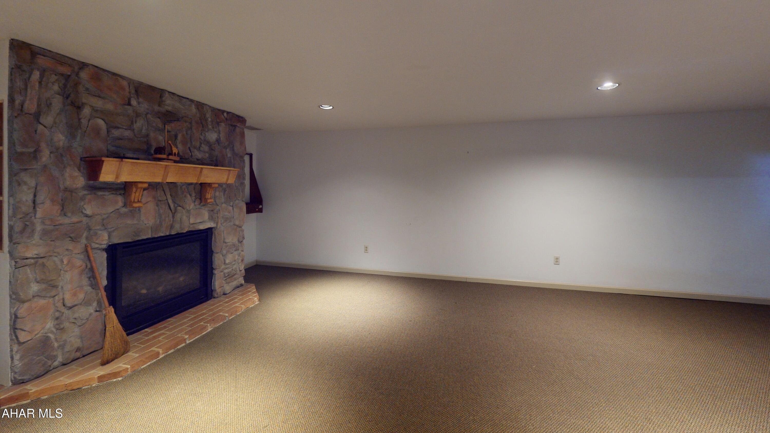 Rolling Hills - Residential