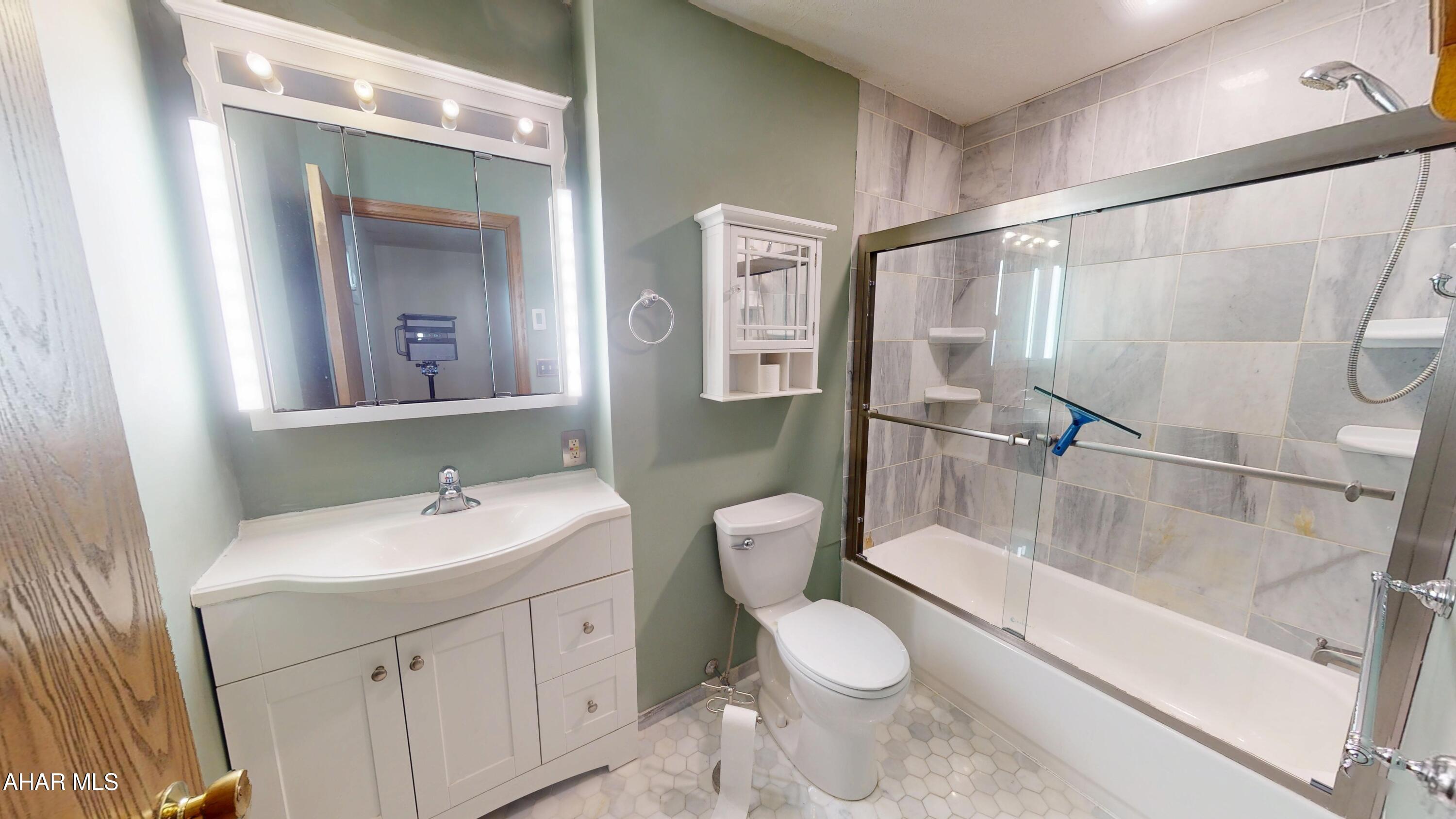 Rolling Hills - Residential