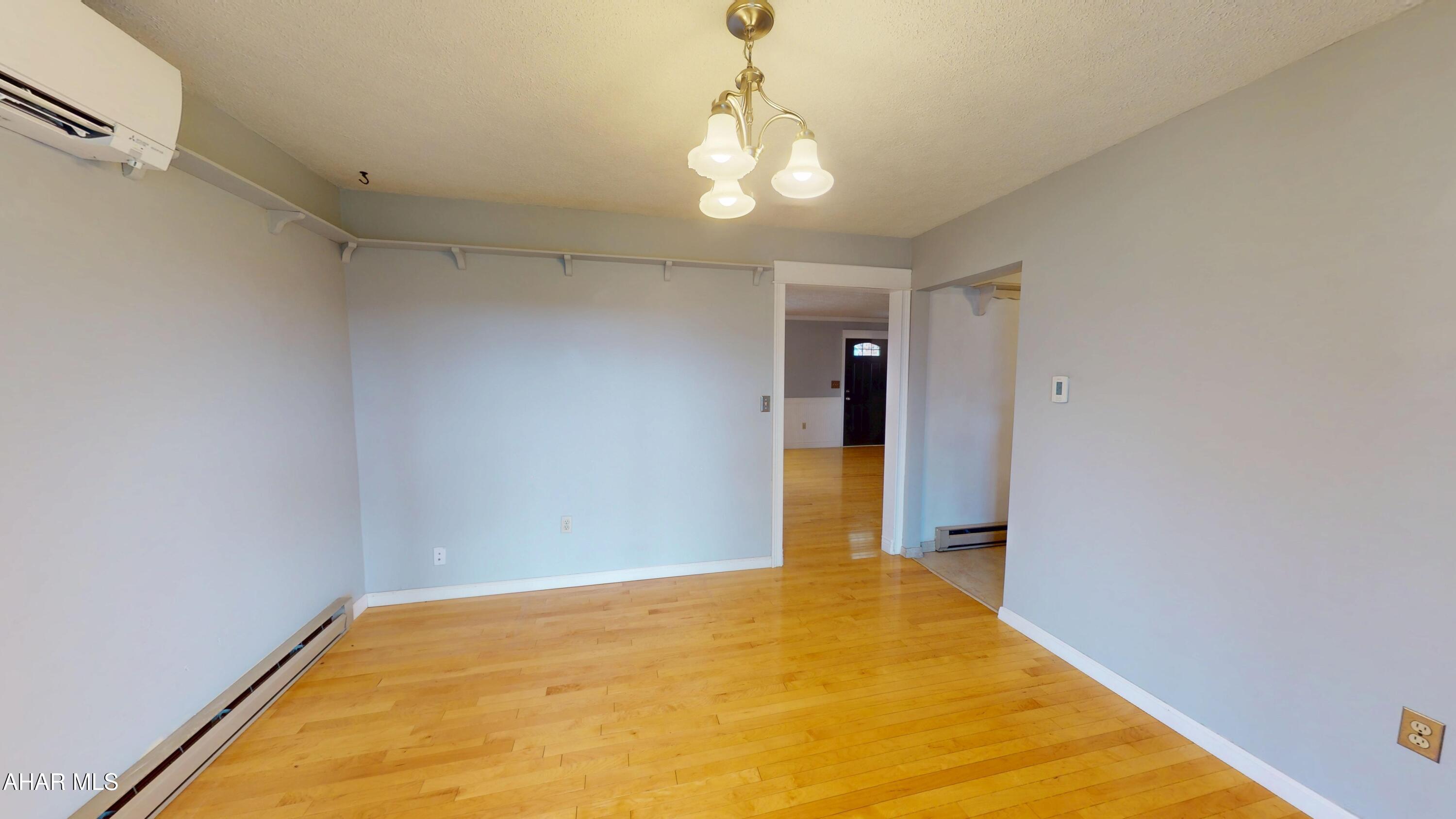 Rolling Hills - Residential