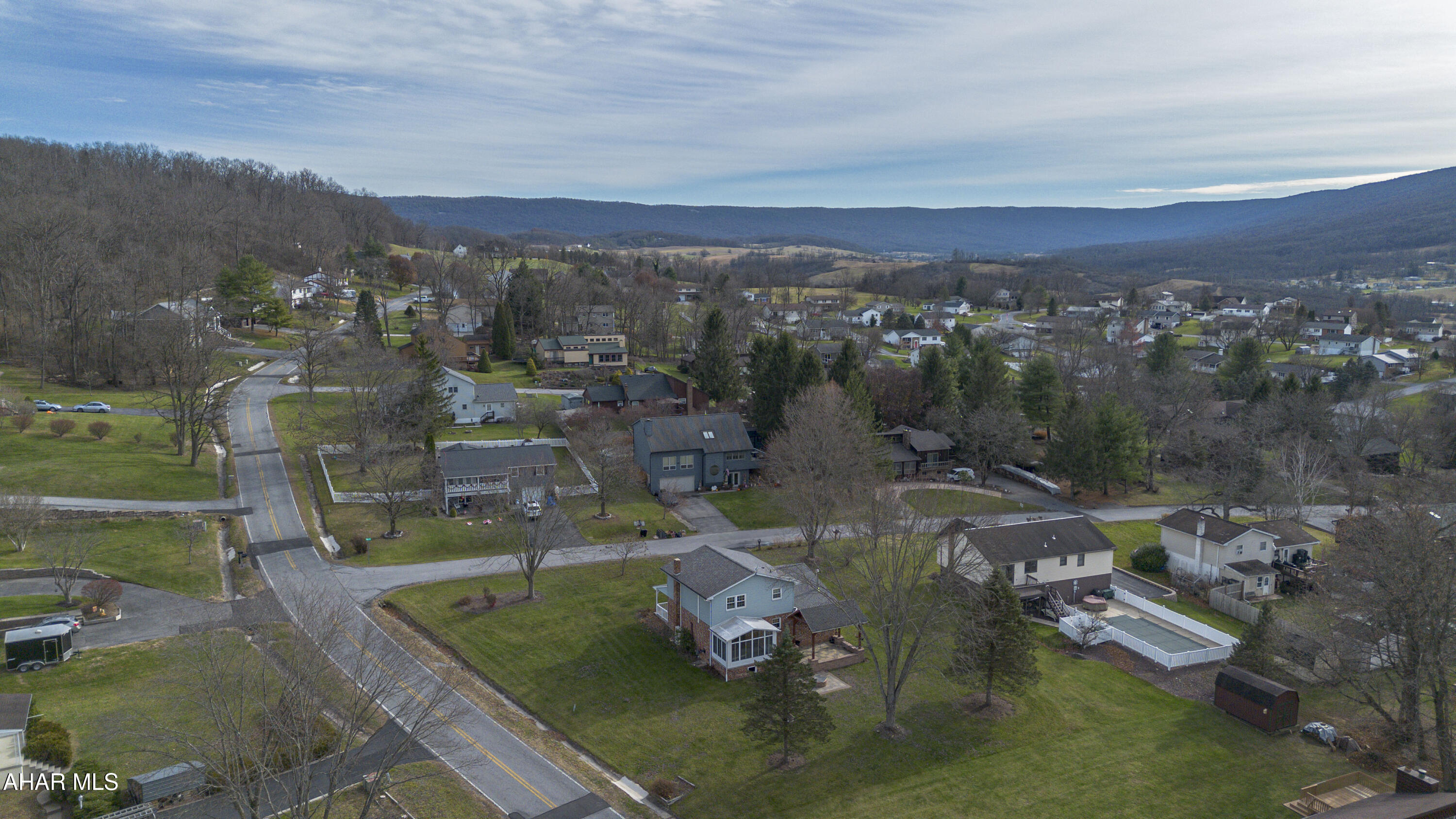 Rolling Hills - Residential