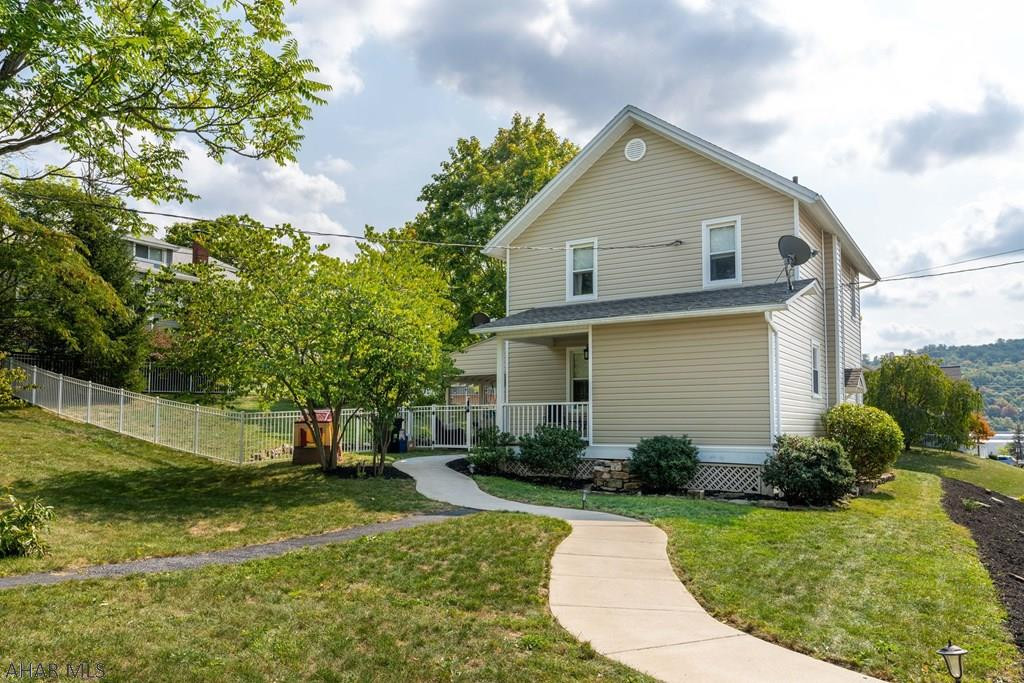 Hollidaysburg - Residential