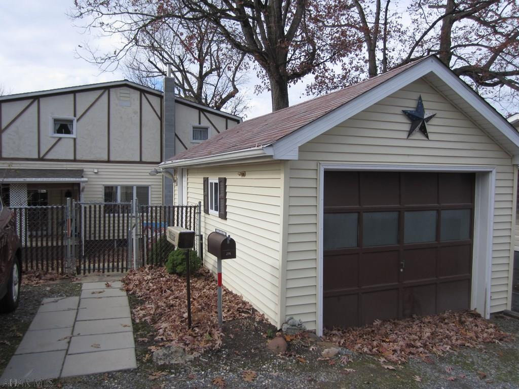 Lakemont - Residential