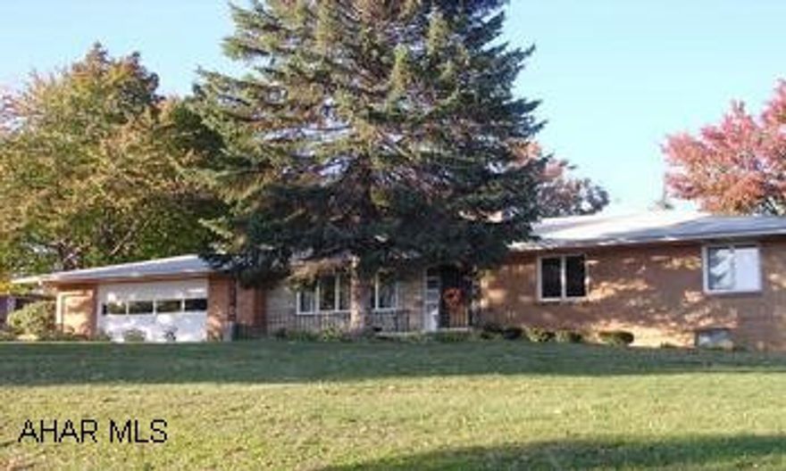 2 CAR ATTACHED GARAGE, 1-CAR INTEGRAL GARAGE, PLASTERED WALLS-3 ZONE HEATING. EXTERIOR FRENCH DRAINS, WHOLE HOUSE FAN, SECURITY SYSTEM. HARDWOOD FLOORS UNDER CARPET. SECURITY SYSTEM.  HOLDING TANK $35.00 PER MONTH TO EMPTY.SOLID BRICK RANCHER. .603 ACRE, 131X201. FURNACE 3 YEARS OLD.