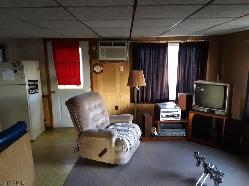 Unknown - Commercial Sale