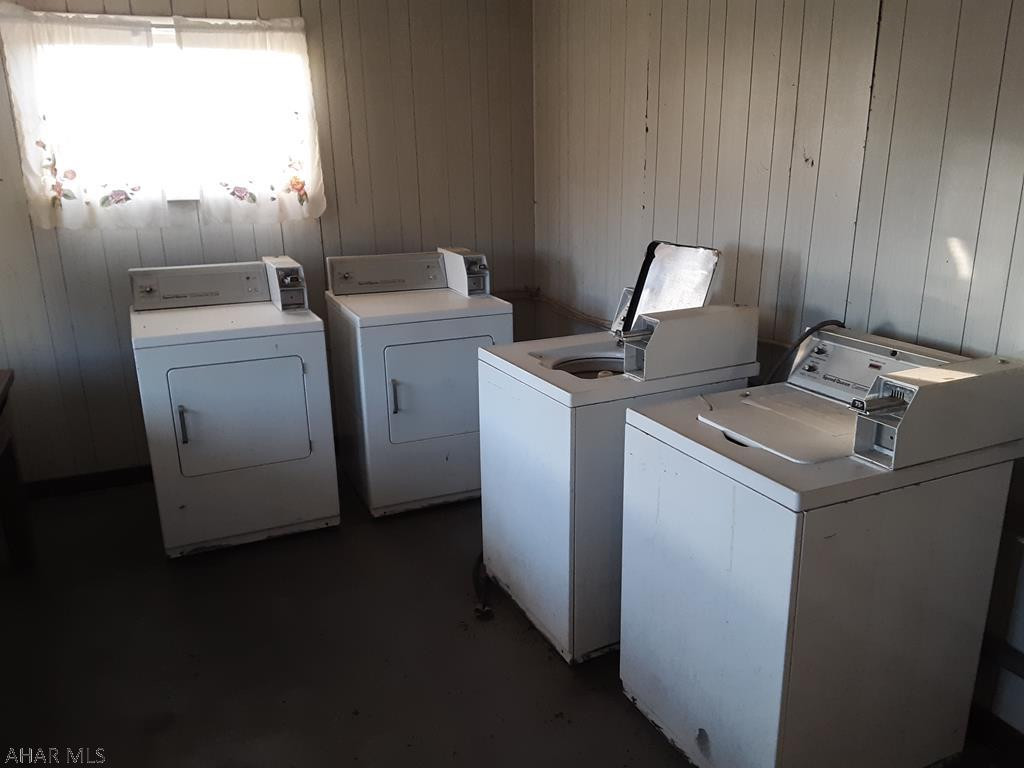 Unknown - Commercial Sale