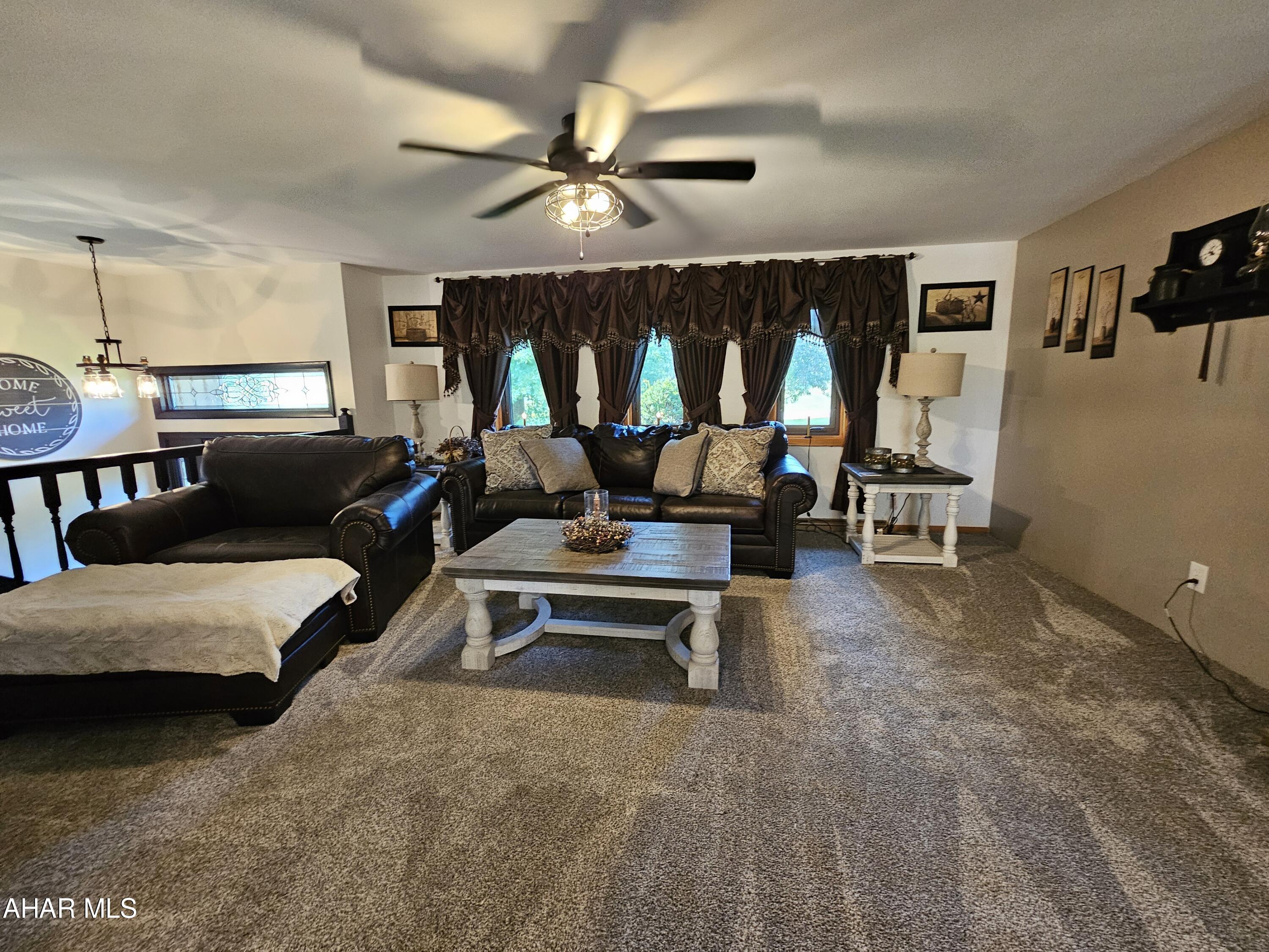 Crestwood - Residential