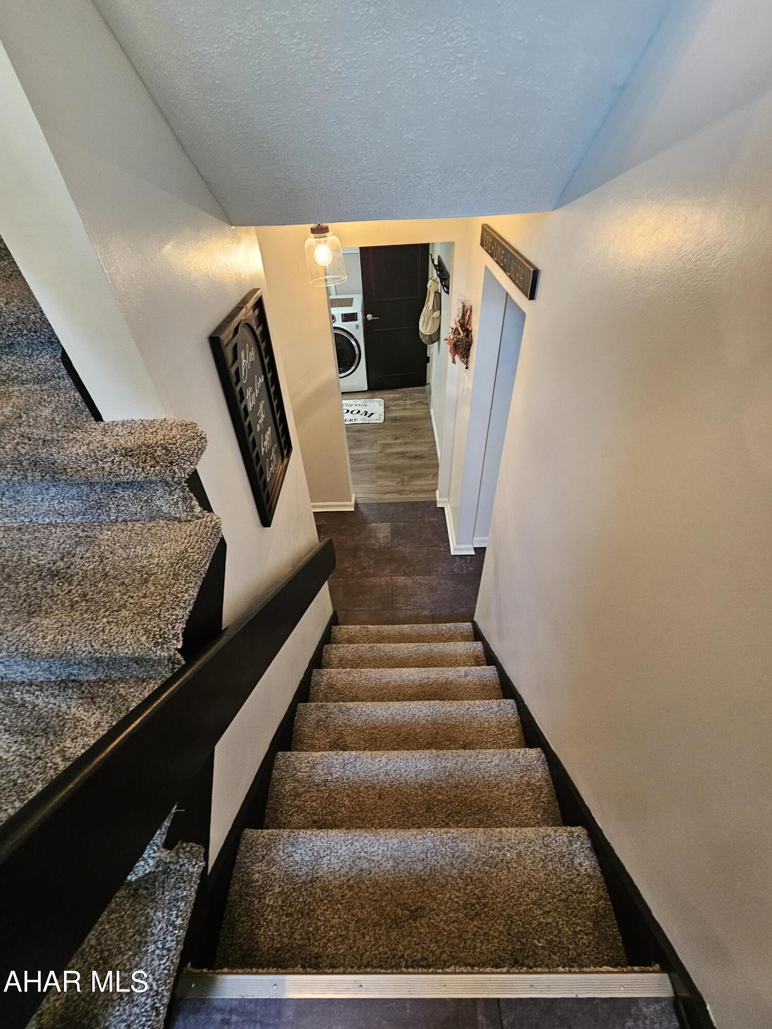 Crestwood - Residential