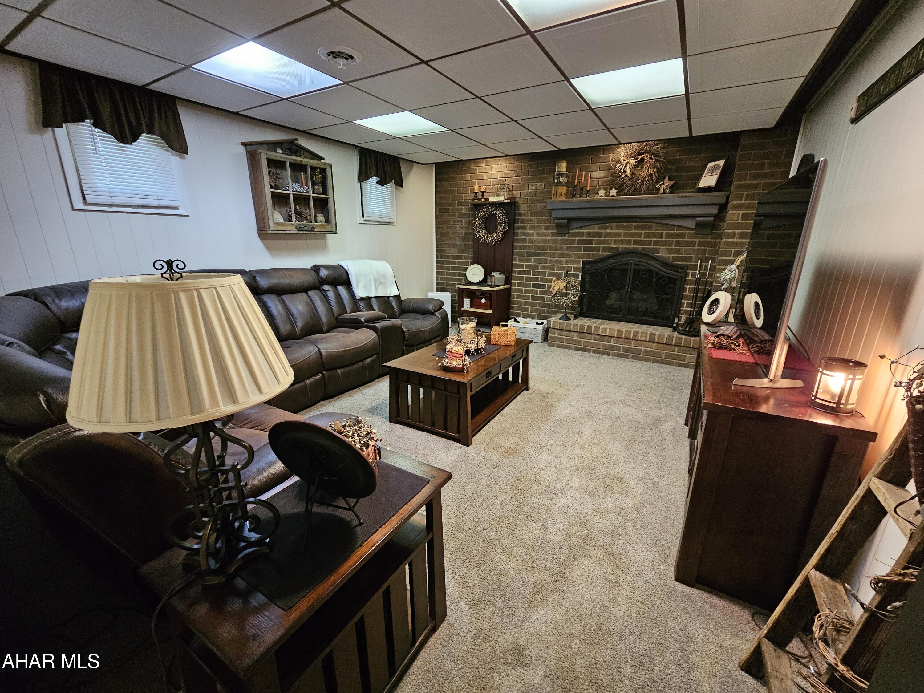 Crestwood - Residential