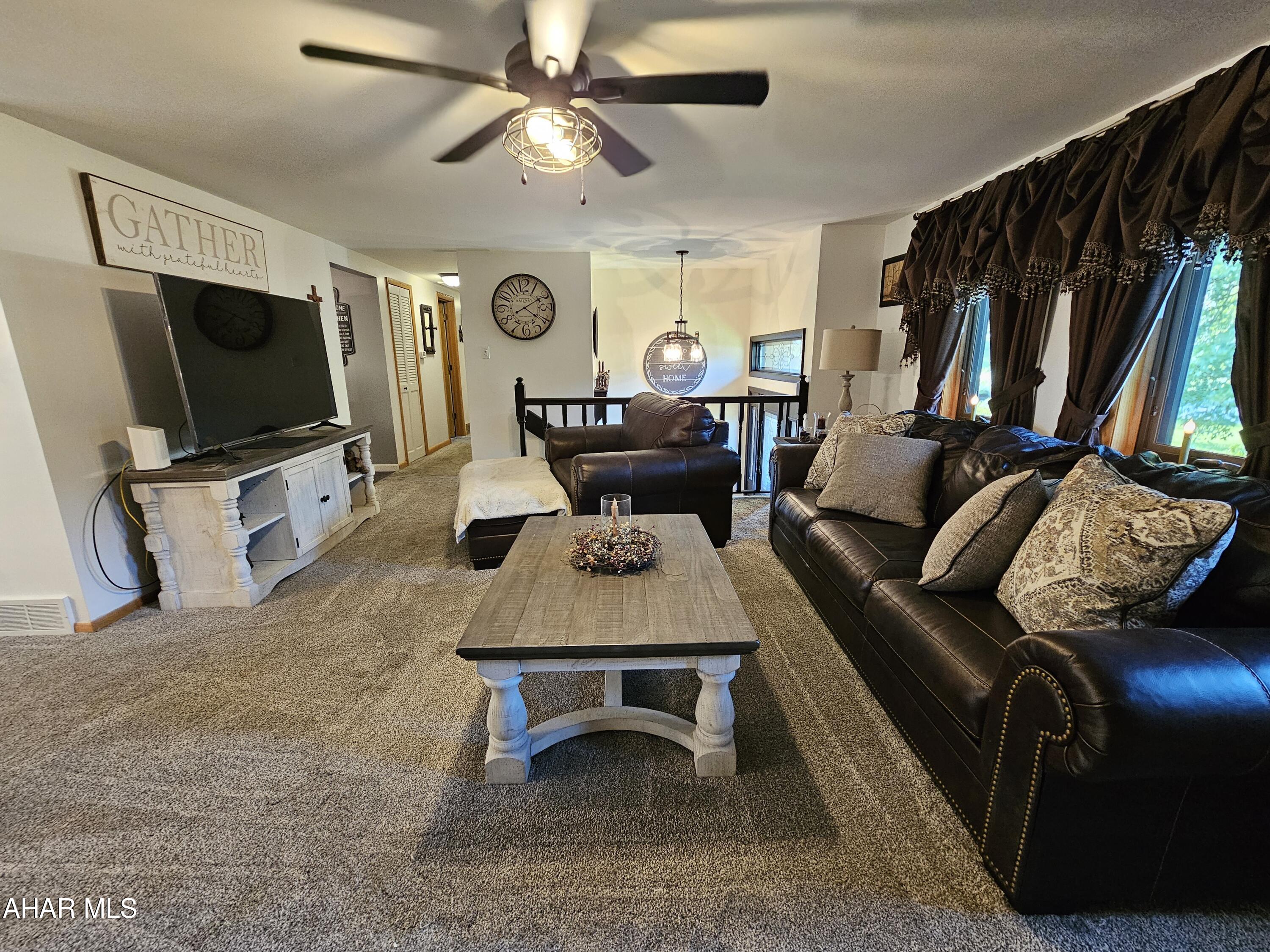 Crestwood - Residential