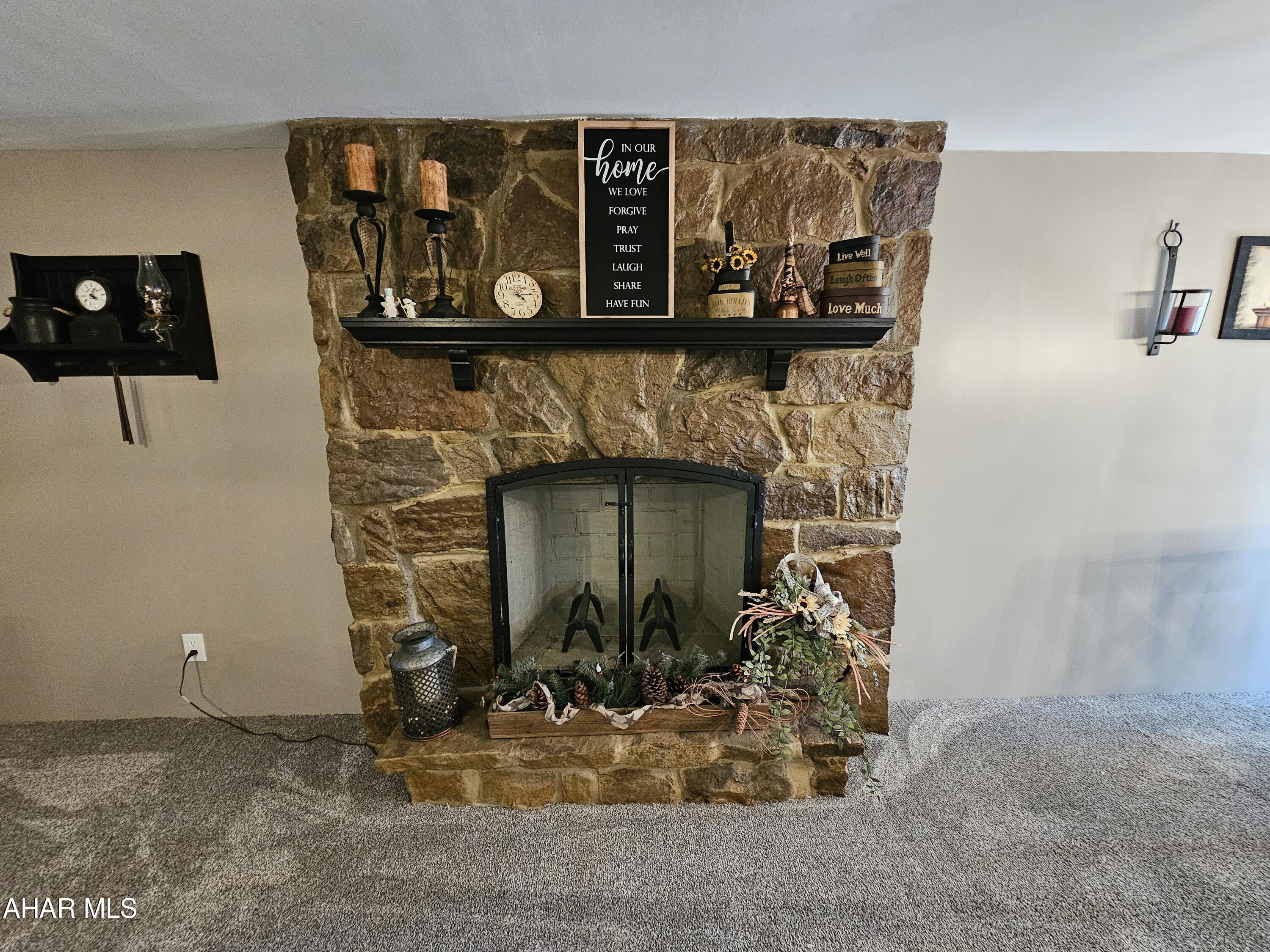 Crestwood - Residential