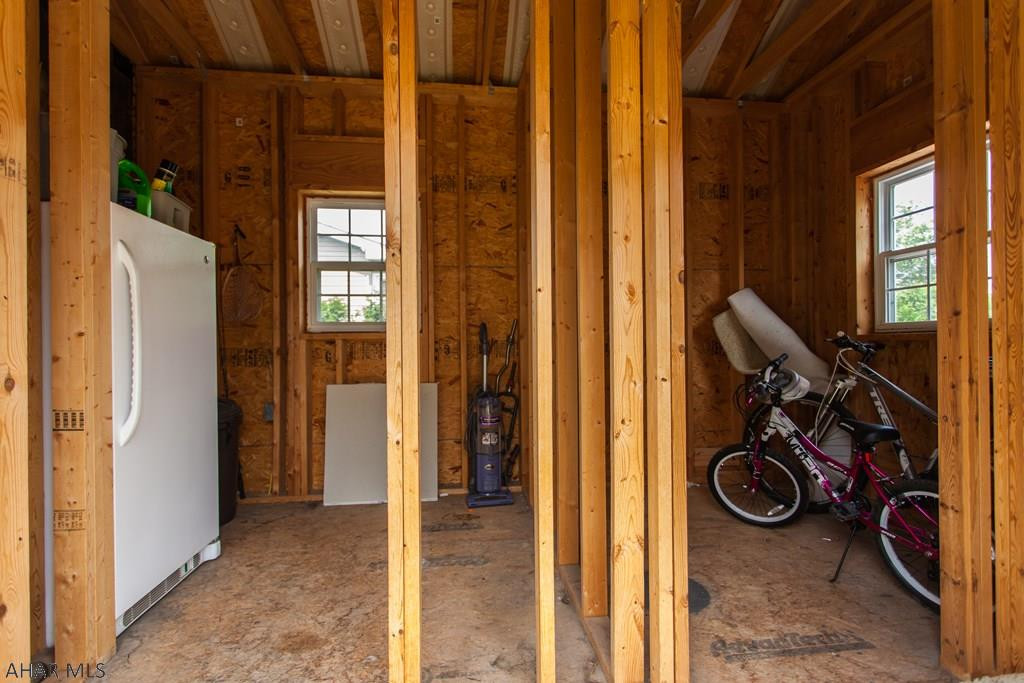 Unknown - Residential