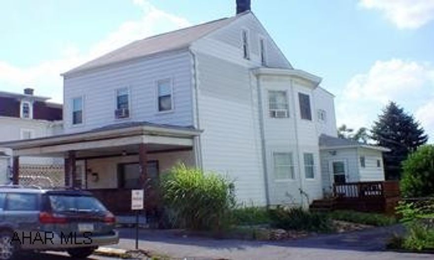 3 BR plus finished attic as possible 4th BR. Double lot, porch, and side deck. All appliances included. Move right in! 3 bedroom plus finished attic as possible 4th bedroom. Double lot, porch, and side deck. All appliances included. Move right in!