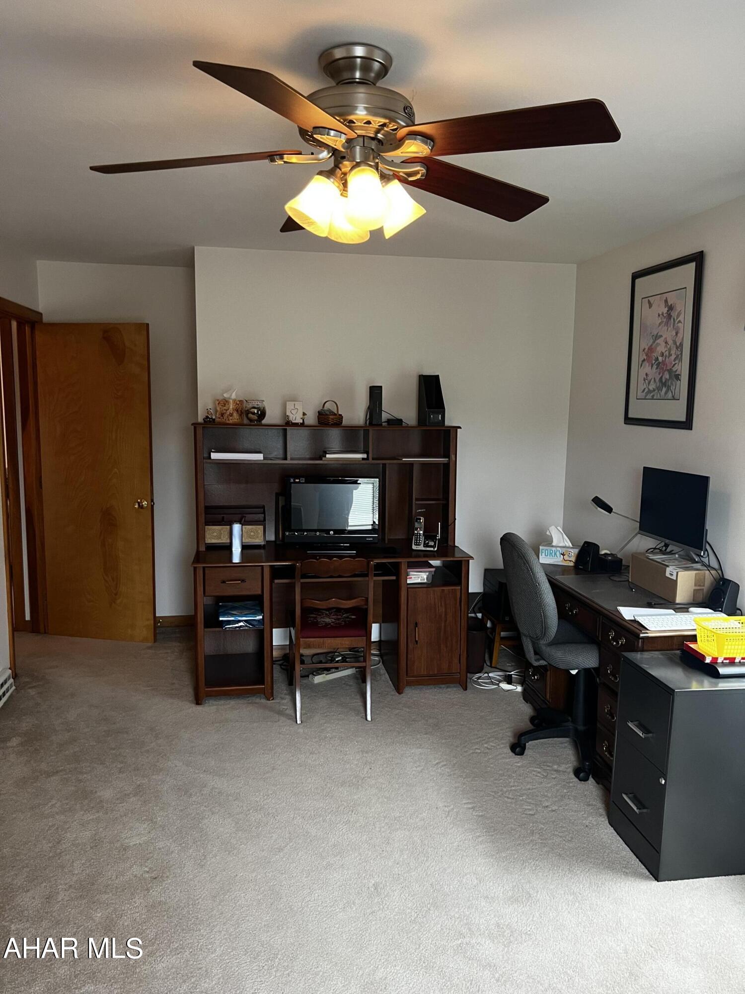 Hallowdale Estates - Residential