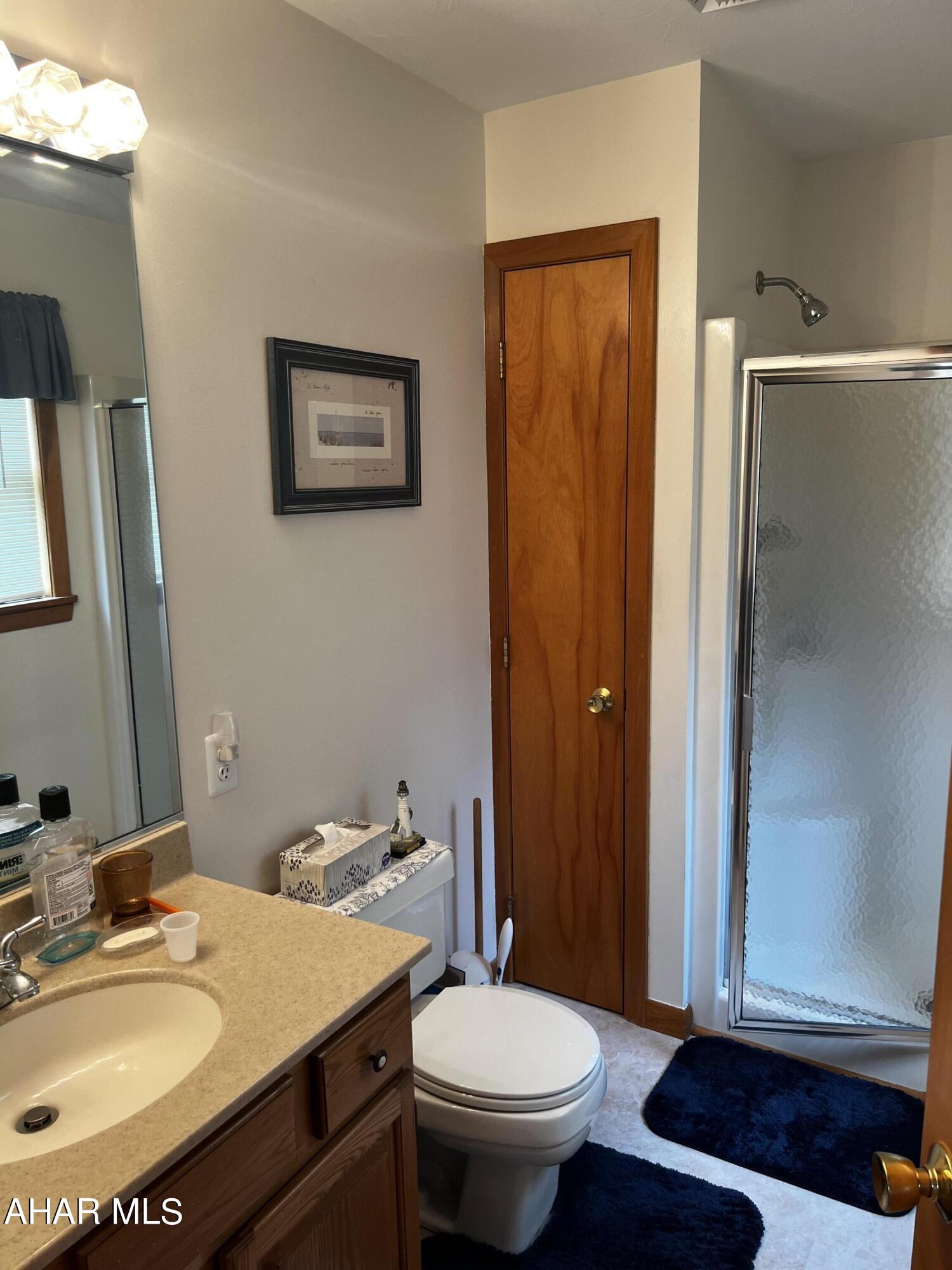 Hallowdale Estates - Residential