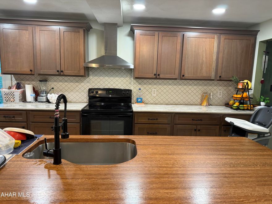 Take a look at this spacious 5-bedroom home (including 1 captive bedroom) with 1.5 bathrooms, featuring a newer roof, a beautifully renovated kitchen and bathroom, and convenient first-floor laundry. This property offers great potential for customization and updates. The seller is offering the home as-is due to some foundation damage, making it a fantastic opportunity for buyers looking to invest and create their perfect living space. Furnace was replaced recently. Don't miss out on this unique chance to own a home with so much potential!