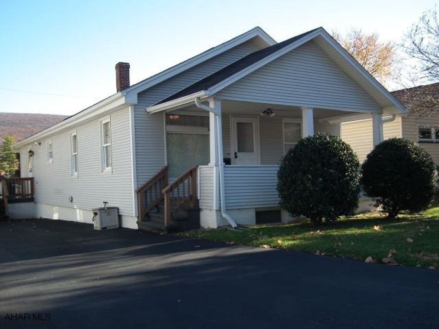 Cute 2 bedroom home with central air, small deck, backyard, covered front porch, flat yard, and full basement unfinished. Great for start up or down sizing. New windows and furnace.