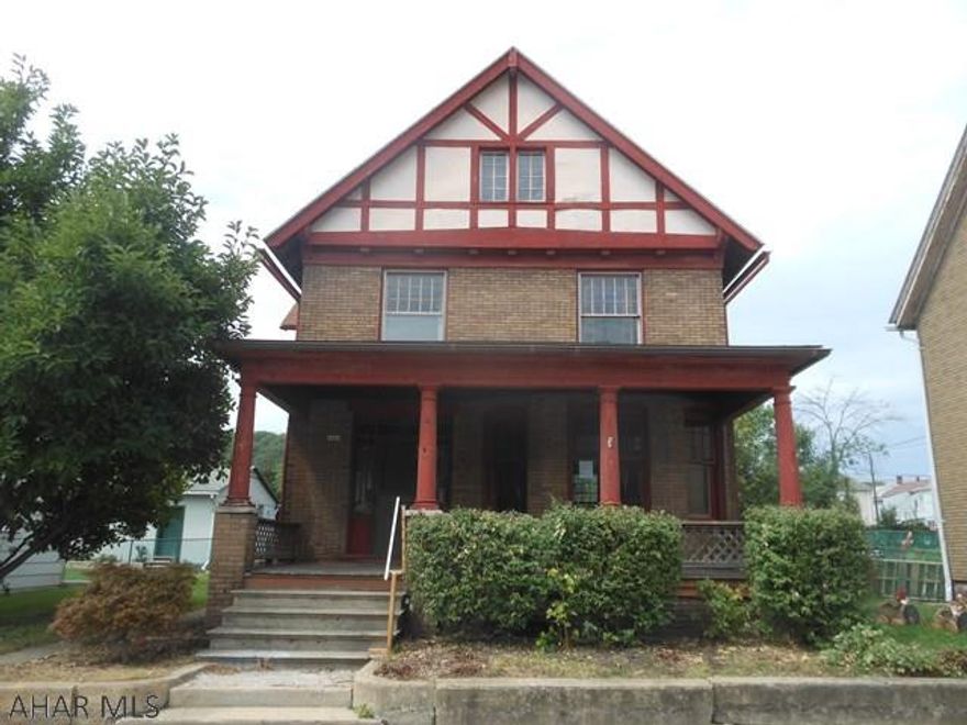 This is a Fannie Mae Homepath property. This is a 2 story home in Tyrone. This is a brick and frame home. The first floor features a bonus room, foyer, kitchen, 1/2 bath, living room and dining room. The second floor has three bedrooms, a bonus room and a full bath. With some work this house could be your home