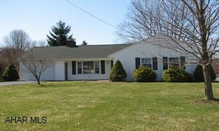 Refurbished ranch home in desirable neighborhood. All new windows, roof, flooring, kitchen, baths, heat & central air. Neutral colors & bright rooms make this house move-in ready for a great new year! Located in Meadowbrook Terrace. Refurbished ranch home in desirable neighborhood. All new windows, roof, flooring, kitchen, baths, heat and central air. Neutral colors and bright rooms make this house move-in ready for a great new year! Go over bridge to Meadowbrook Terrace, turn left onto Watson, house on right. Sign.