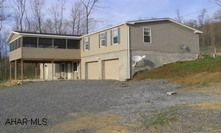 24.38 Acres-4 BR-2Bath 28x80 Double Wide on Full Foundation with 2 Car Garage and a Two Story Barn, Great for Horses, Excellent View. 24.38 Acres-4 BR-2Bath 28x80 Double Wide on Full Foundation with 2 Car Garage and a Two Story Barn, Great for Horses, Excellent View.