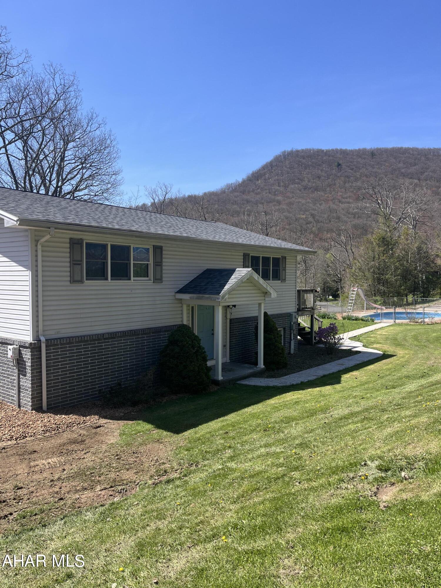 Juniata Gap - Residential