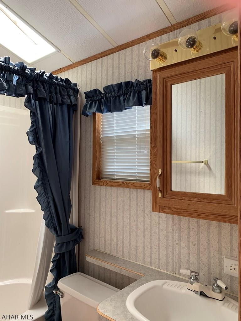 Glendale Yearound - Residential