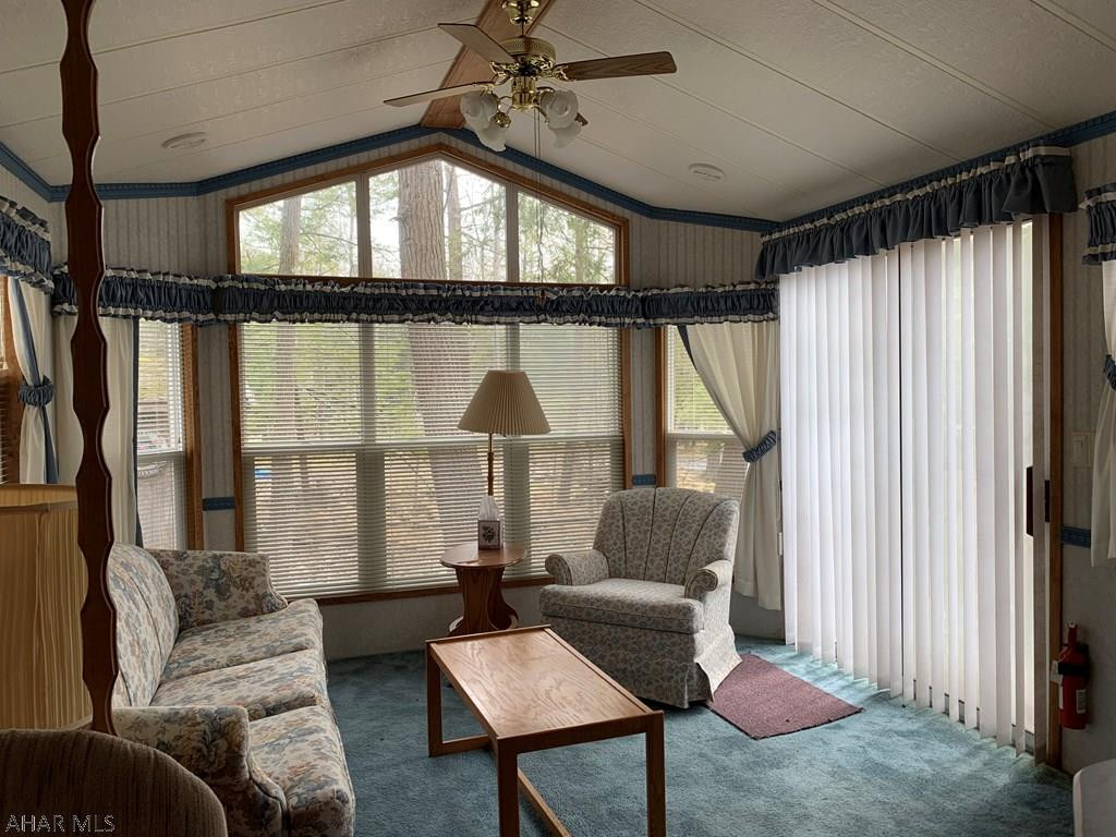 Glendale Yearound - Residential