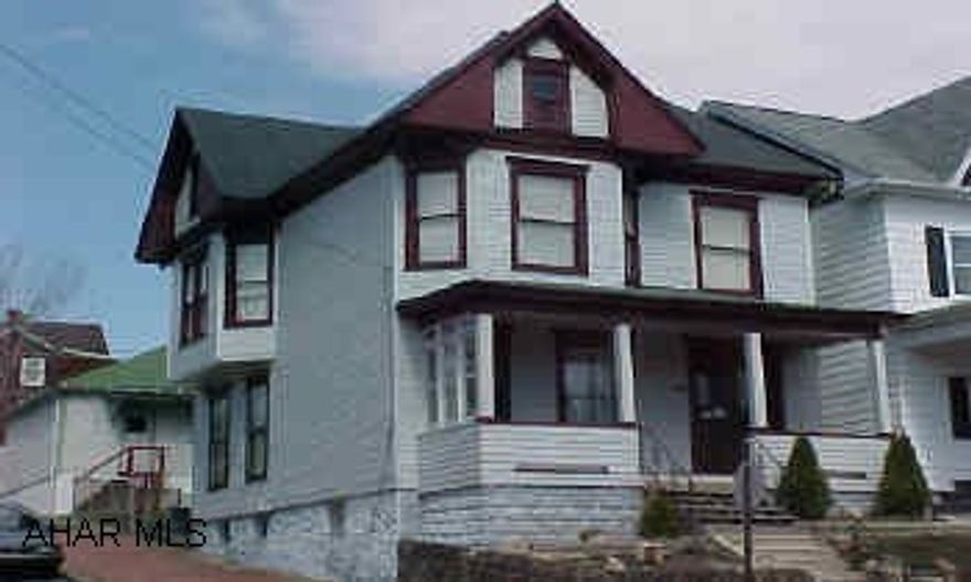 Very neat and clean vinyl sided duplex.  All utilities separate except the water/sewer.  Located on a corner lot with a 2-car detached garage.  Looking For An Offer.