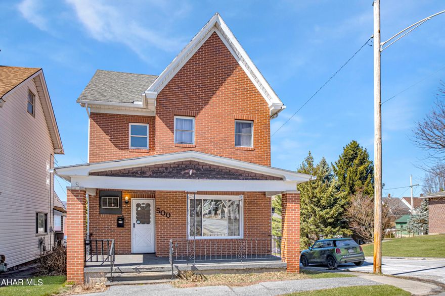 This Altoona brick home on a corner lot features 3 bedrooms and 1.5 baths. The generously sized rooms are filled with natural light, creating a welcoming and bright atmosphere. The added convenience of a first-floor laundry only adds to the ease of living in this home. To top it off, the yard is fully fenced for added safety.
