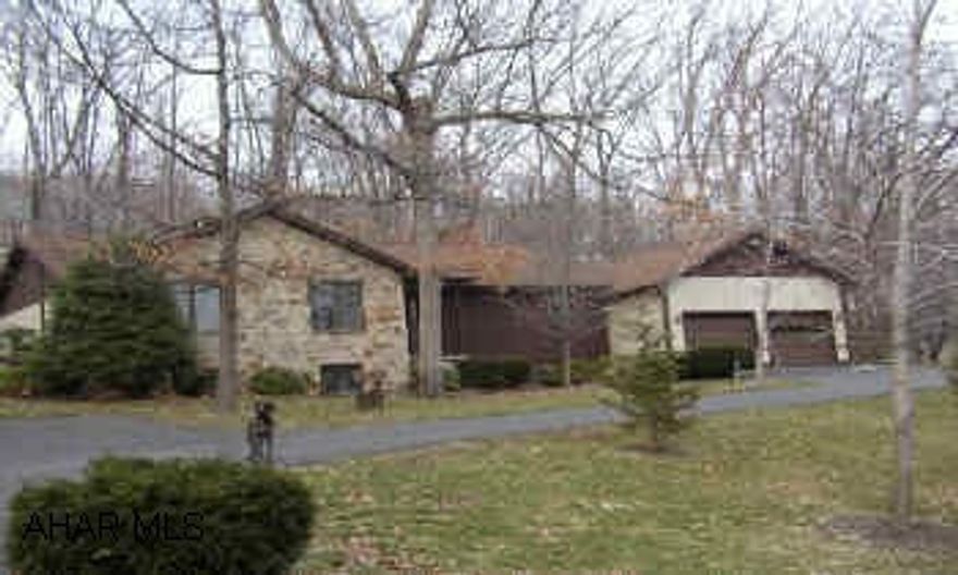 RANCH IN STONEHEDGE. ALL AMENITIES INCLUDING CORIAN, 3 ZONE HEATING, RADON SYSTEM, TILE FLOORING, DAYLIGHT BASEMENT, AND MUCH MORE.  ONE OF HOLLIDAYSBURG'S PRESTIGIOUS AREAS. ONE STORY FOUR BEDROOM. TOTALLY FINISHED LOWER LEVEL WITH FULL BATH, NEW KITCHEN WITH APPLIANCES, AND PRIVATE OUTSIDE ENTRANCE. FIRST FLOOR LEVEL  HAS ALL NEW HARDWOOD FLOORING, ISLAND KITCHEN AND FAMILYROOM WITH FIREPLACE.