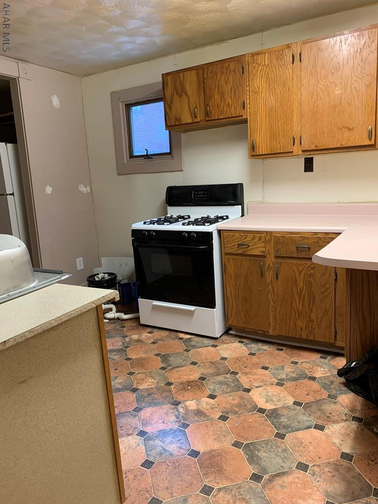 Unknown - Residential